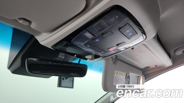 Hyundai Staria HEV 1.6 Cargo 5-Seater Modern 2025 — фото 33
