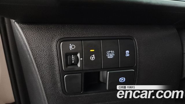 Hyundai Staria HEV 1.6 Cargo 5-Seater Modern 2025 — фото 34