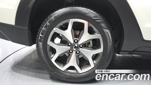 KG Mobility (SsangYong) Torres Gasoline 1.5 2WD T7 2024 — фото 5