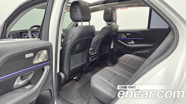 Mercedes-Benz GLE-Class (W167) GLE300d 4MATIC 2024 — фото 12