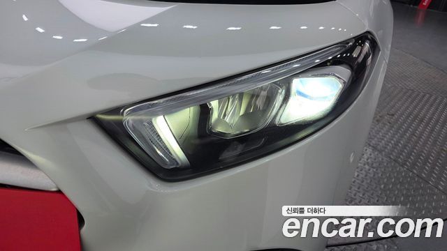 Mercedes-Benz A-Class (W177) AMG A35 4MATIC Sedan 2021 — фото 22