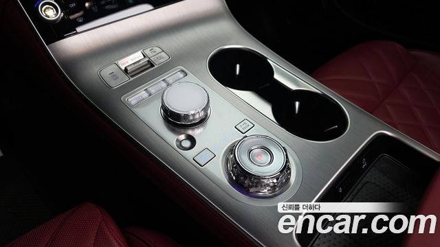 Genesis GV70 3.5T Gasoline AWD 2025 — фото 9