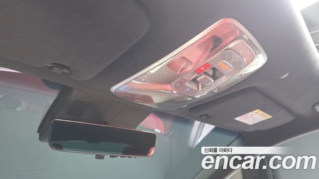 Genesis GV70 3.5T Gasoline AWD 2025 — фото 18
