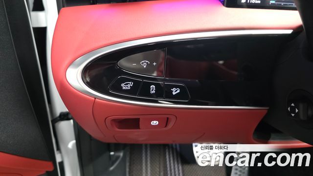 Genesis GV70 3.5T Gasoline AWD 2025 — фото 27