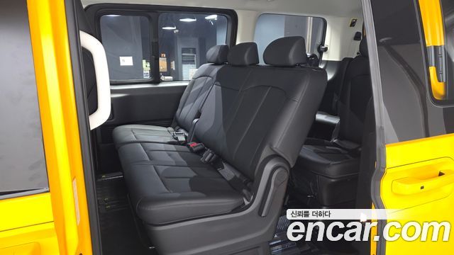 Hyundai Staria HEV 1.6T Kinder Safety Car 11-Seater 2026 — фото 12