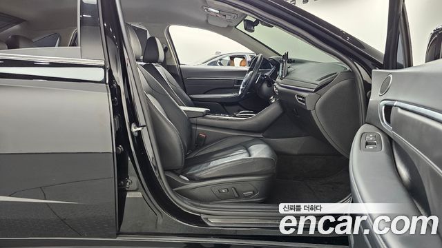 Hyundai Sonata (DN8) 2.0 Premium Plus 2022 — фото 24