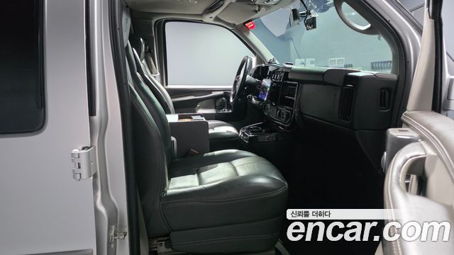 Chevrolet Express Van 6.0 2015 — фото 11