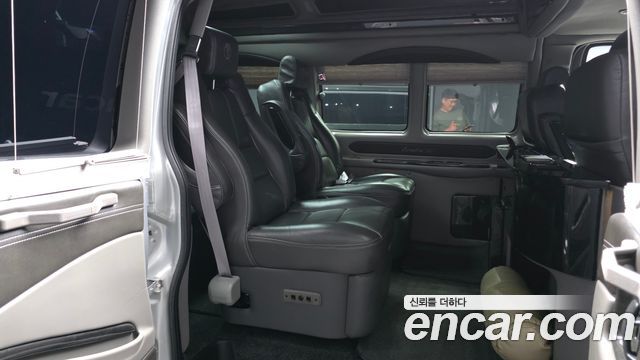 Chevrolet Express Van 6.0 2015 — фото 12