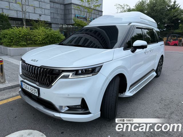 Kia Carnival (IV) Diesel 9-Seater Hi-Limousine Signature 2023 — фото 1