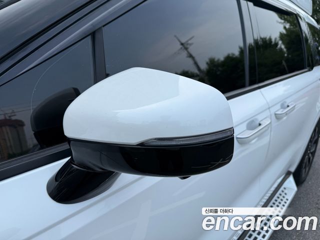 Kia Carnival (IV) Diesel 9-Seater Hi-Limousine Signature 2023 — фото 17