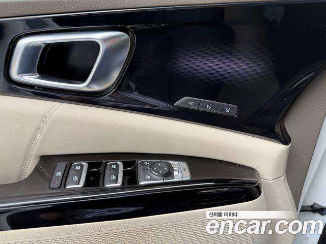 Kia Carnival (IV) Diesel 9-Seater Hi-Limousine Signature 2023 — фото 20