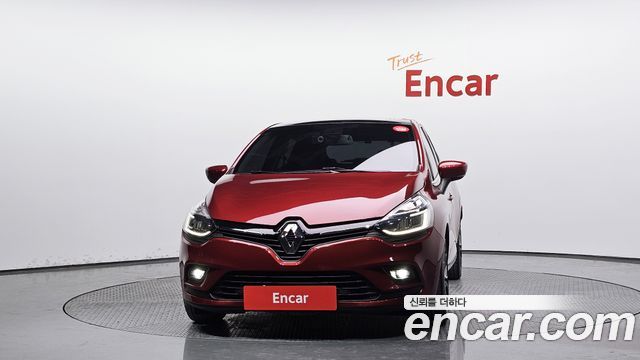Renault Korea Clio Intens Panoramic 2019 — фото 3