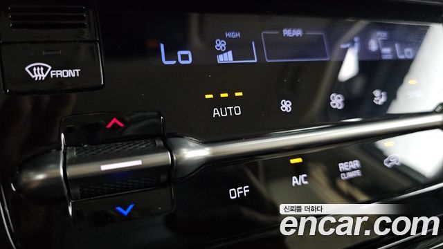 Kia Carnival (IV) Diesel 9-Seater Hi-Limousine Signature 2021 — фото 19