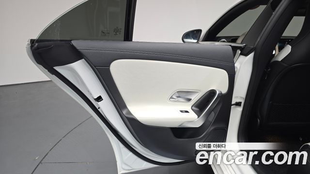 Mercedes-Benz CLA-Class (C118) CLA250 4MATIC 2020 — фото 25