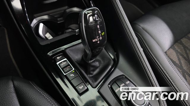 BMW X1 (F48) xDrive 20i xLine 2021 — фото 9