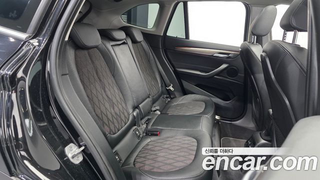 BMW X1 (F48) xDrive 20i xLine 2021 — фото 12