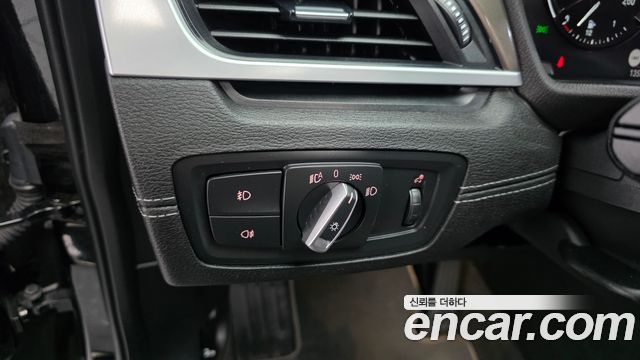 BMW X1 (F48) xDrive 20i xLine 2021 — фото 18