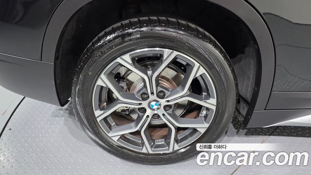BMW X1 (F48) xDrive 20i xLine 2021 — фото 21