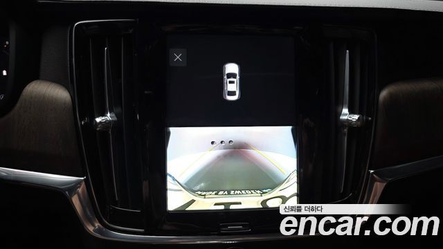 Volvo S90 B6 AWD Inscription 2022 — фото 17