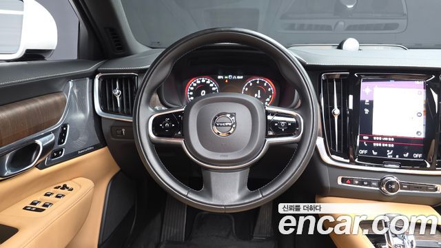 Volvo S90 B5 Inscription 2021 — фото 12