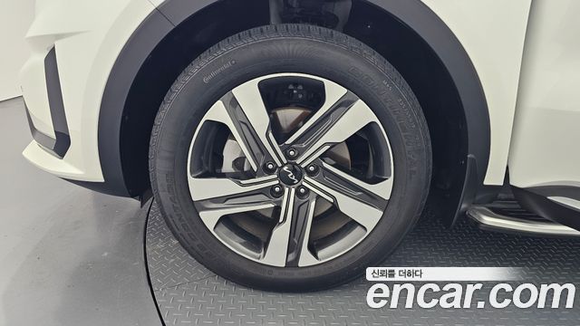Kia Sorento (IV) HEV 1.6 2WD Noblesse 2023 — фото 5