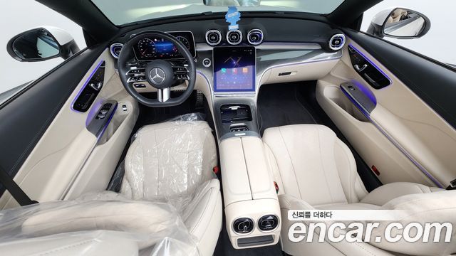 Mercedes-Benz CLE-Class (C236) CLE200 Cabriolet 2024 — фото 7