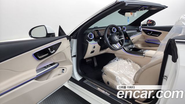 Mercedes-Benz CLE-Class (C236) CLE200 Cabriolet 2024 — фото 10