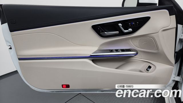 Mercedes-Benz CLE-Class (C236) CLE200 Cabriolet 2024 — фото 30