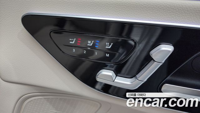 Mercedes-Benz CLE-Class (C236) CLE200 Cabriolet 2024 — фото 33