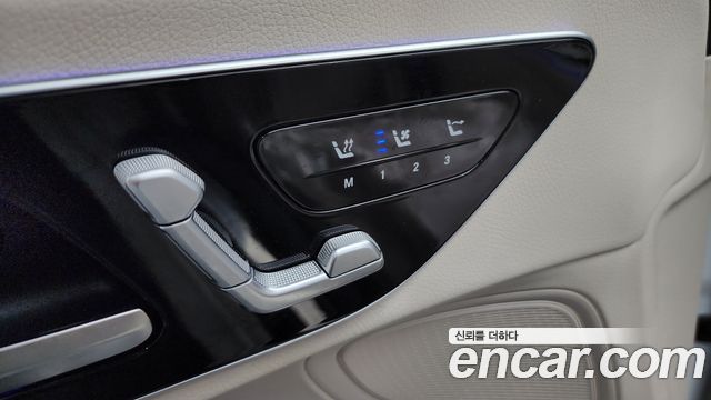 Mercedes-Benz CLE-Class (C236) CLE200 Cabriolet 2024 — фото 35