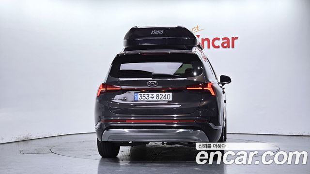 Hyundai Santa Fe Diesel 2.2 2WD Calligraphy 2021 — фото 4