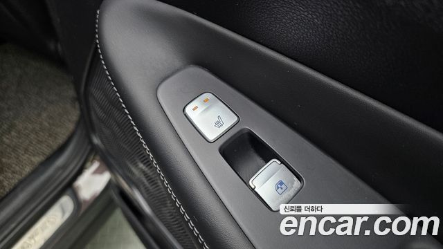Hyundai Santa Fe Diesel 2.2 2WD Calligraphy 2021 — фото 19