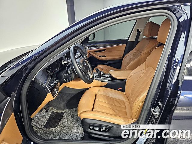 BMW 5 Series (G30) 530e Luxury 2020 — фото 8