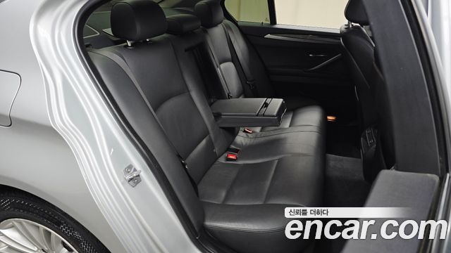 BMW 5 Series (F10) 520d xDrive 2014 — фото 11