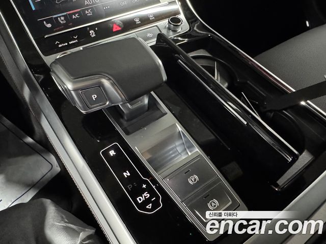 Audi Q8 (4M) 55 TFSI Quattro Premium 2026 — фото 15