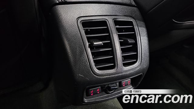Ford Taurus 2.0 Limited EcoBoost 6th 2016 — фото 18