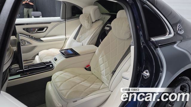 Mercedes-Benz S-Class (W223) Maybach S680 4MATIC Edition100 2022 — фото 16