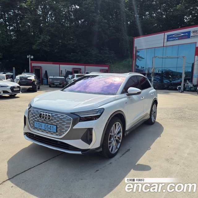 Audi Q4 e-tron (F4) 45 Premium 2025 — фото 2