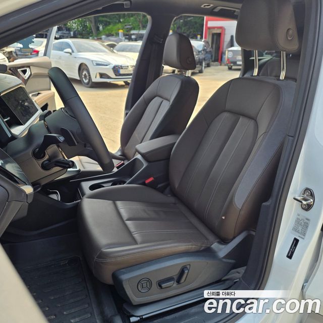 Audi Q4 e-tron (F4) 45 Premium 2025 — фото 8