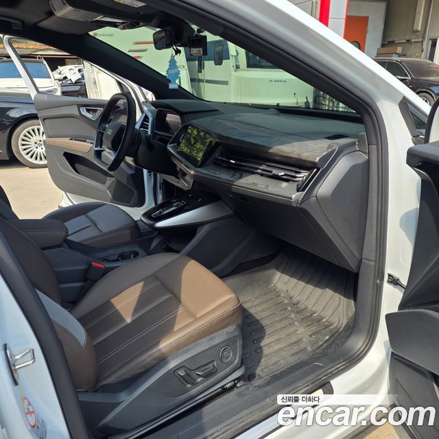 Audi Q4 e-tron (F4) 45 Premium 2025 — фото 9