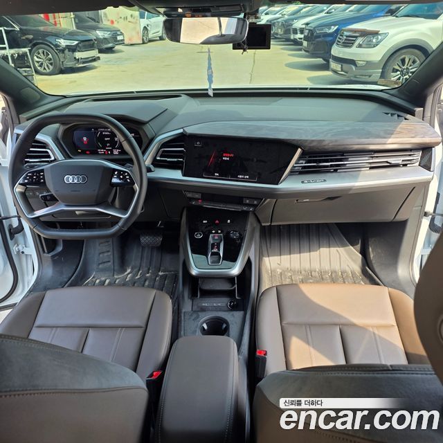 Audi Q4 e-tron (F4) 45 Premium 2025 — фото 10