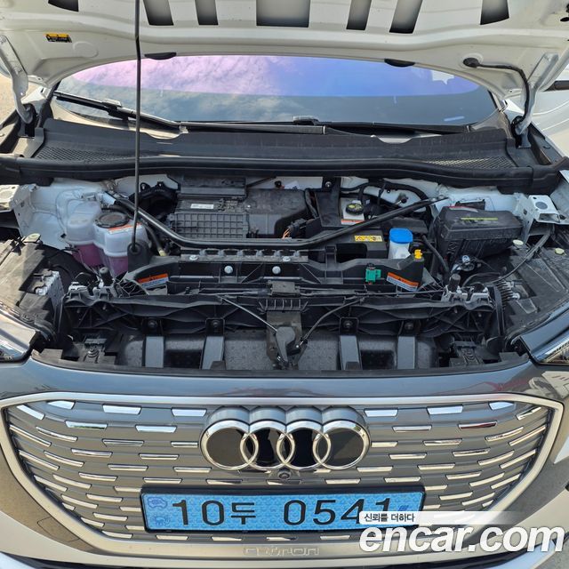 Audi Q4 e-tron (F4) 45 Premium 2025 — фото 21