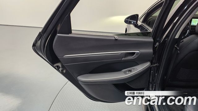 Hyundai Sonata (DN8) 2.0 Premium Plus 2022 — фото 18