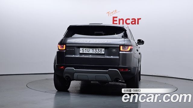 Land Rover Range Rover Evoque 2.0 TD4 SE 2019 — фото 4