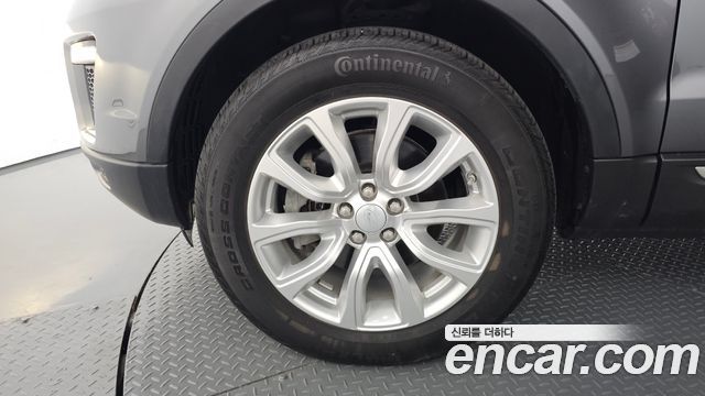 Land Rover Range Rover Evoque 2.0 TD4 SE 2019 — фото 5