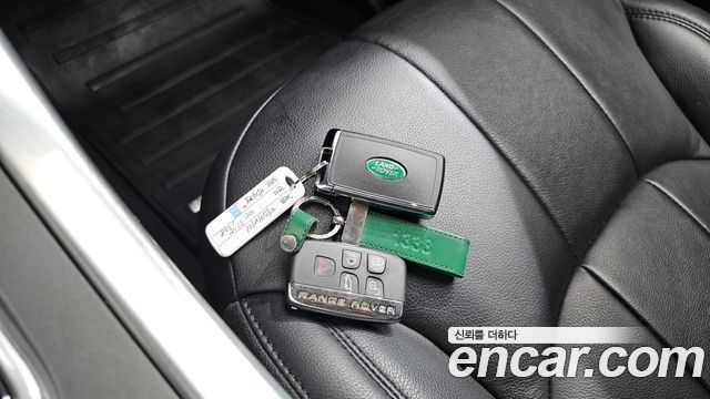 Land Rover Range Rover Evoque 2.0 TD4 SE 2019 — фото 20
