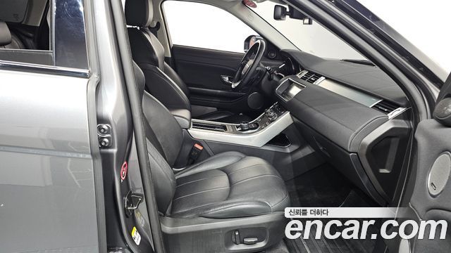 Land Rover Range Rover Evoque 2.0 TD4 SE 2019 — фото 32