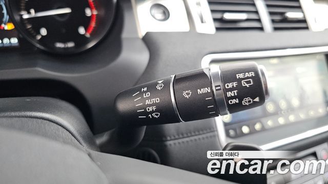 Land Rover Range Rover Evoque 2.0 TD4 SE 2019 — фото 35