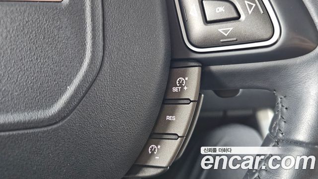 Land Rover Range Rover Evoque 2.0 TD4 SE 2019 — фото 38