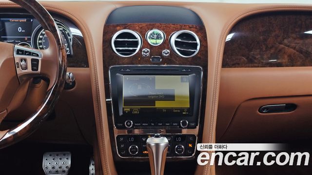 Bentley Flying Spur (II) 4.0 2015 — фото 13